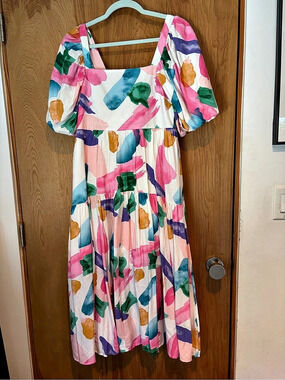 entro Abstract Puff Sleeve Midi Dress in Pink & White Size Medium